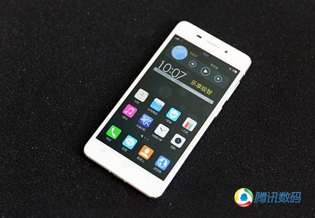 vivo X5评测：主打卡拉OK功能的个性手机