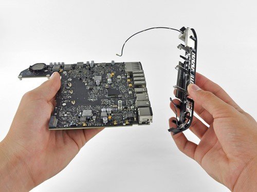 新款Mac Mini拆解 可改装成服务器版本