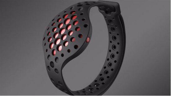 Moov Now:你的实时健身教练 续航达6个月