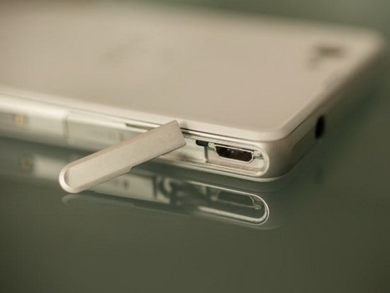 索尼Xperia Z1 Compact：最好的迷你手机