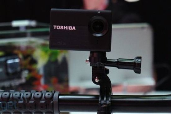 东芝推出全新户外运动相机 对抗GoPro