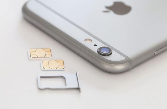 手机在没有发SIM卡和放了SIM卡的情况下 耗电量区别大吗？