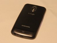三星GALAXY Nexus背面