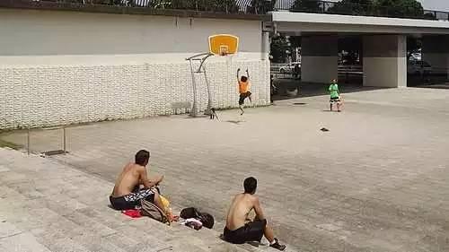 如何在装X的朋友圈，做一个更装X的人？