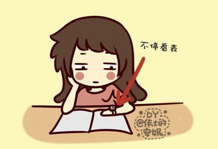 有的人上课专心致志,有的人上课就是专职打酱