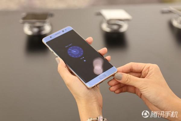 三星Note 7上手：跳级生也弯了 且弯得很彻底