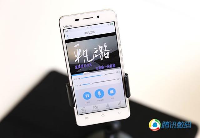 vivo X5评测：主打卡拉OK功能的个性手机