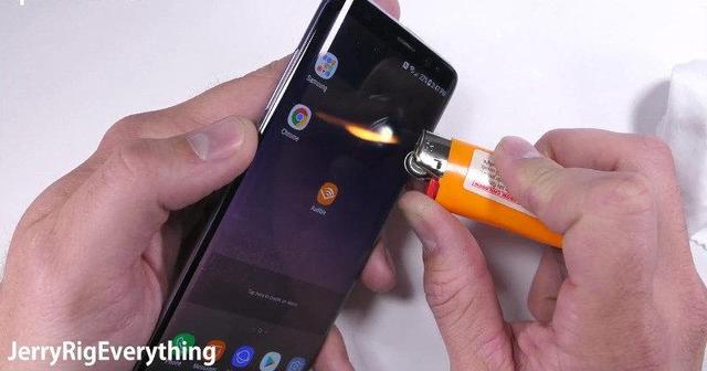 大神又對Galaxy S8各種折磨 這次表現(xiàn)真不錯