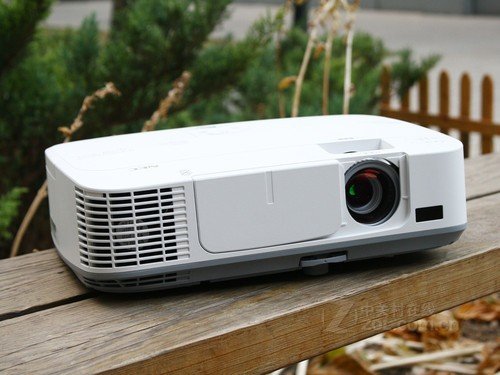 便携无线投影机 NEC M230X+优惠热销