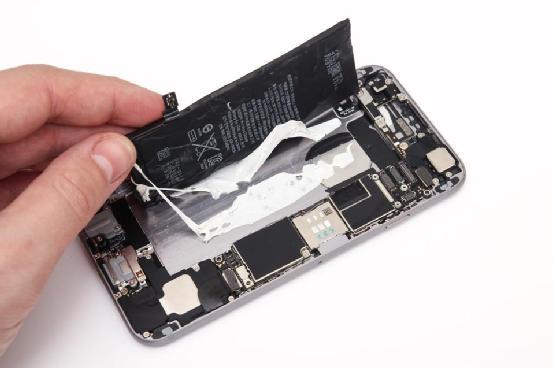 iPhone 6也要推电池替换项目？苹果：凭啥给你们换！