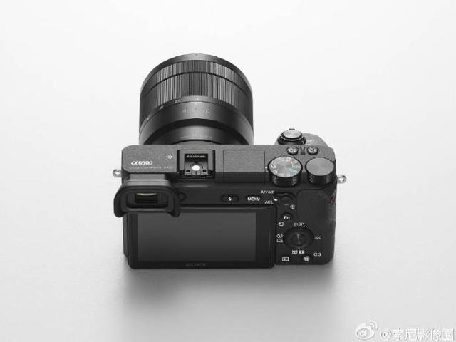 索尼发布α6500相机 支持五轴防抖增加触屏