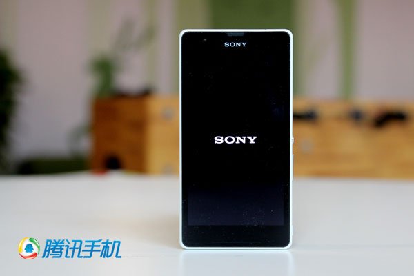 索尼m36h+防水性能卓越屏幕有待加强