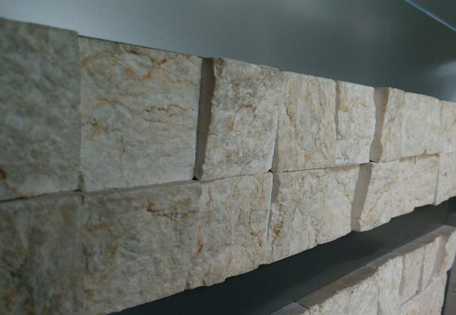 8848钛金手机评测：什么手机要卖9999元？