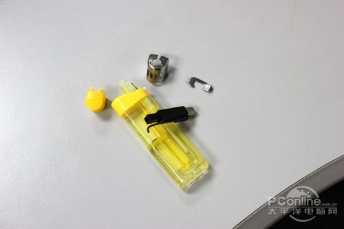 网友赤脚上阵!人体实测防静电!_数码_腾讯网