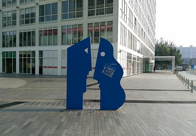 8848钛金手机评测：什么手机要卖9999元？