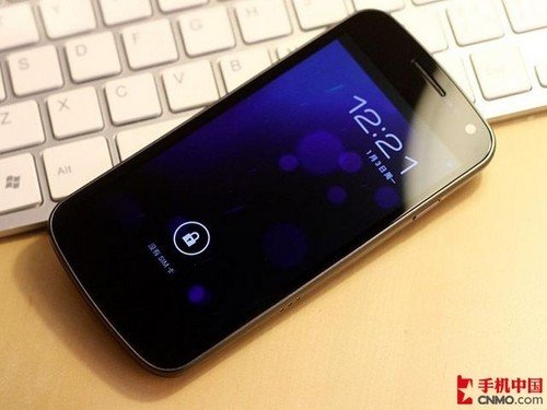 Super AMOLED屏幕手机盘点 I9100领衔861 / 作者:小雨点 / 帖子ID:8339