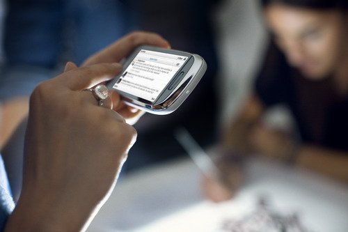            NFC技术   传诺基亚C7支持手机钱包功能