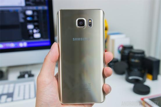 三星Galaxy Note 5开箱视频及第一印象