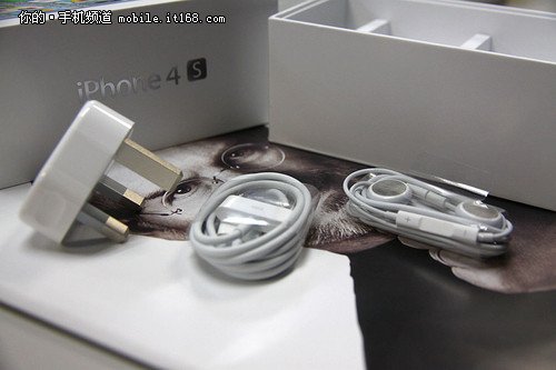iPhone4S评测 中国上市价格过万(直播)