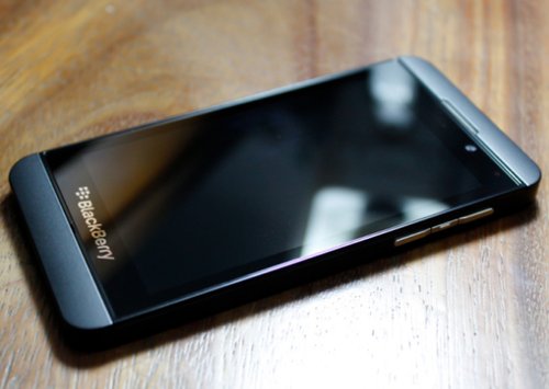 传rim首款黑莓10智能手机命名为z10
