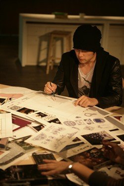 華碩N43周杰倫特別版筆記本首批發售