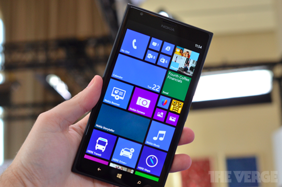 诺基亚Lumia 1520试用：像是一台小平板