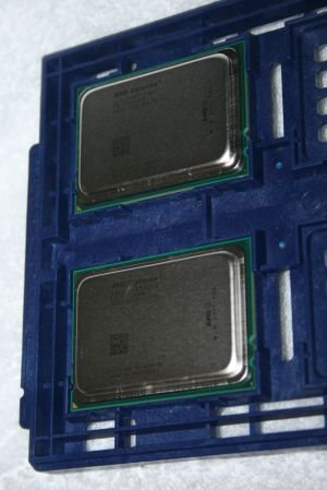 手把手教你换CPU 看惠普16核产品性能变化