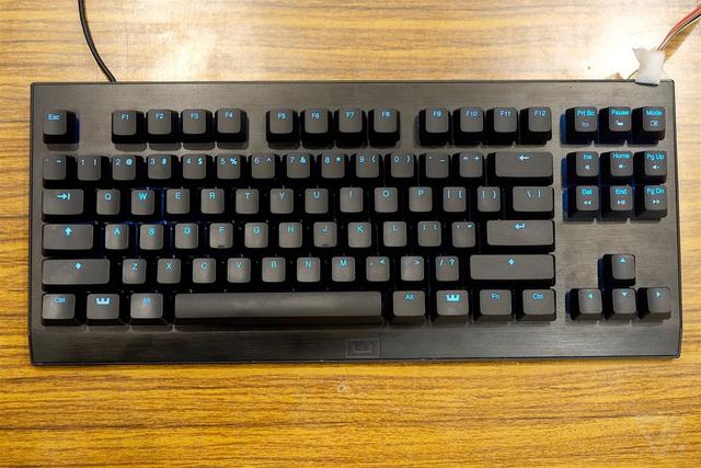 这款类比机械键盘可以改变我们用PC玩游戏的