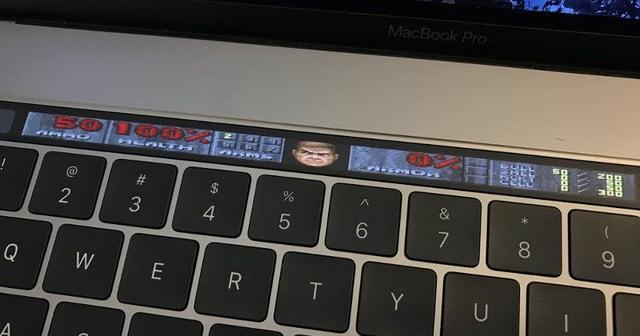 奇葩程序猿居然用新MBP的Touch Bar运行Doom