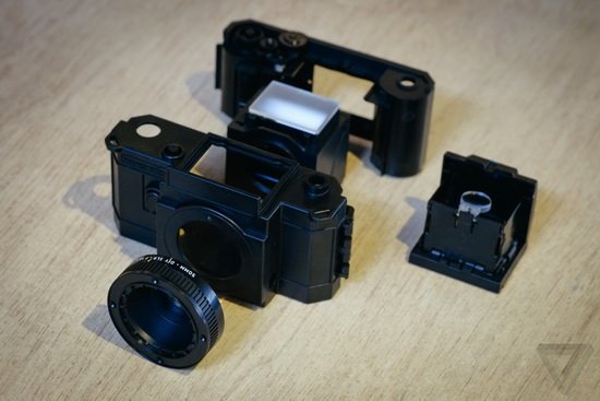 200块钱的DIY单反相机面世 组装有难度