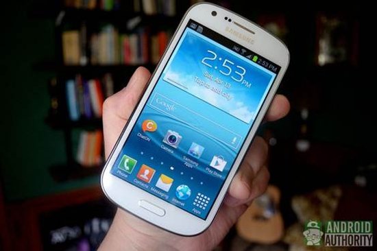 三星I8730评测中端智能手机操作流畅