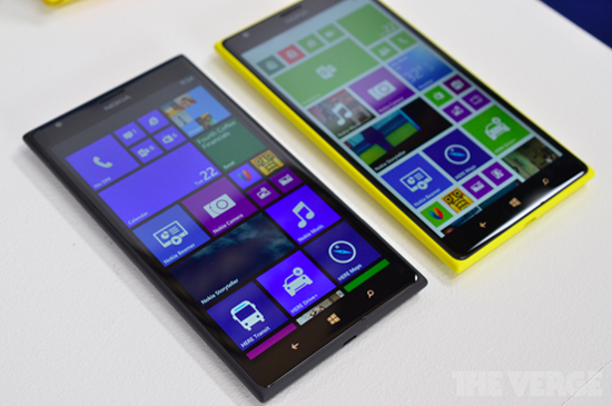 诺基亚Lumia 1520试用：像是一台小平板