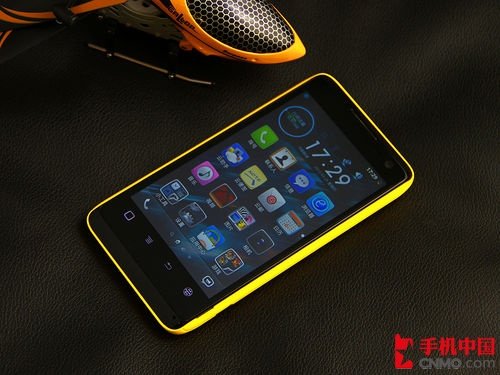 最便宜双核智能机揭秘 天语W806大拆解