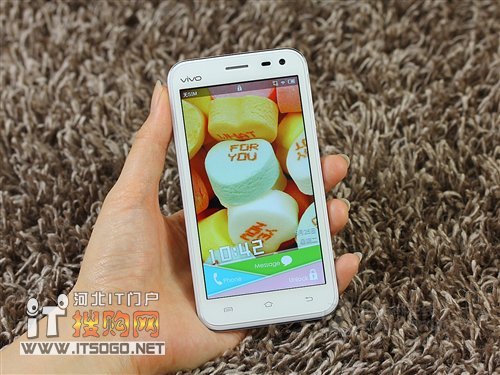 时尚音乐机 步步高vivo S9售2400元!