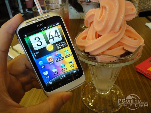 精致时尚还好用 女生最爱小巧手机推荐