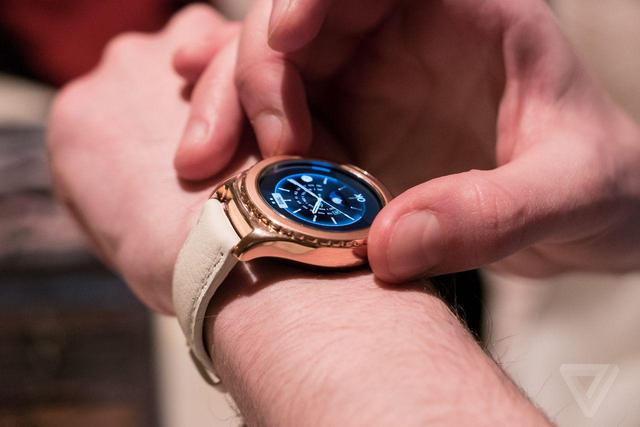 三星发布黄金/白金版Gear S2 Classic智能手表