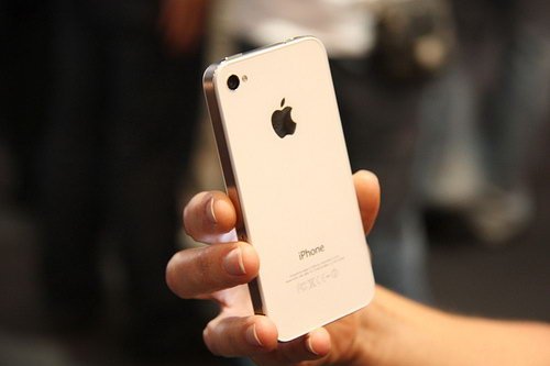 再次改变一切  iPhone4黑白双色真机图赏