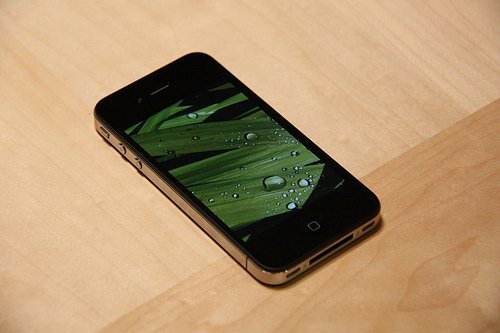再次改变一切  iPhone4黑白双色真机图赏