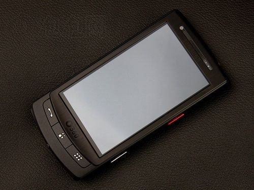 本周手机降价排行榜 白iPhone4破四千