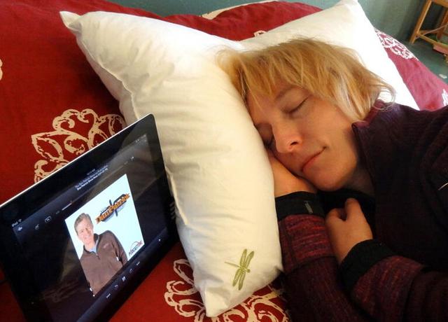 DreamPad骨传导枕头推出 悄悄地听着音乐入睡