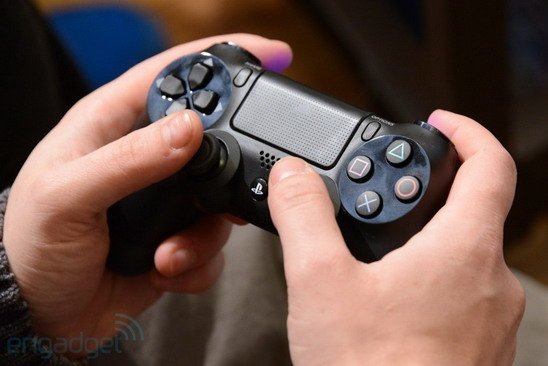 索尼PS4评测:性能强大值得入手