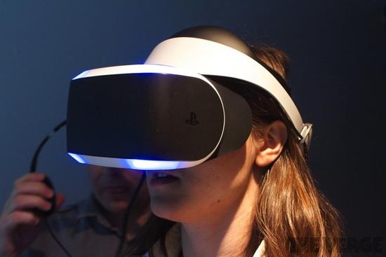 索尼PS4头戴显示器 Oculus Rift的有力对手