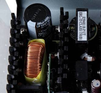 电源明智之选 阿尔萨斯电源内部用料见证