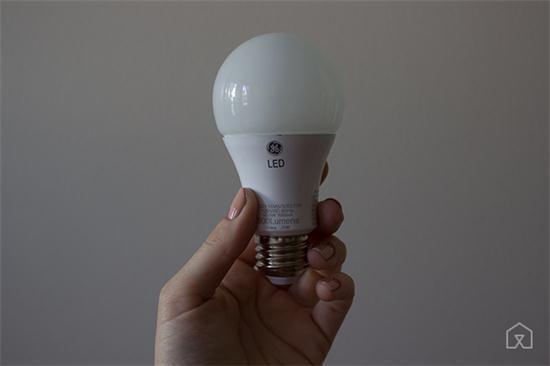 市售上最佳LED灯泡评选 谁更质优价廉？