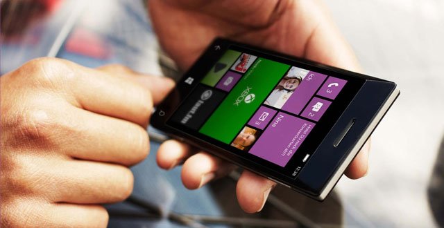 微软神秘WP8手机曝光 疑似Surface Phone