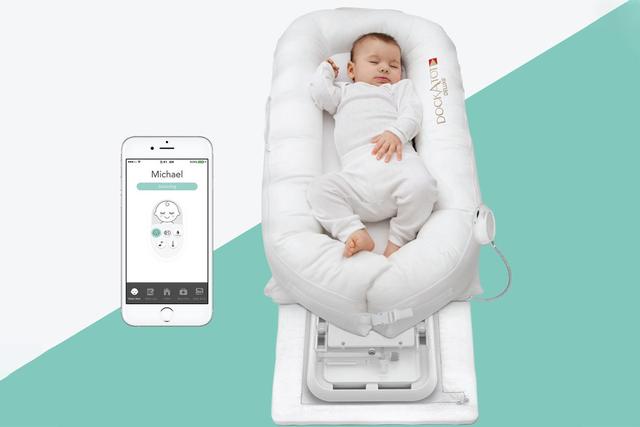 婴儿摇篮床全面监控宝贝状态还能用音乐哄睡觉