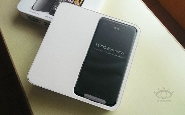 HTC Butterfly S台湾开卖 售价约合4768元