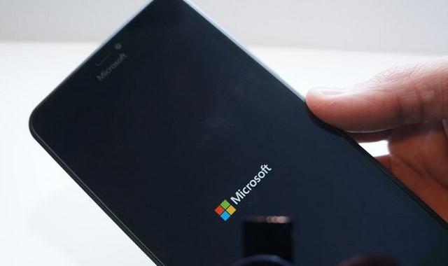 Lumia 950或10月19日发布 镜头造型似光盘 