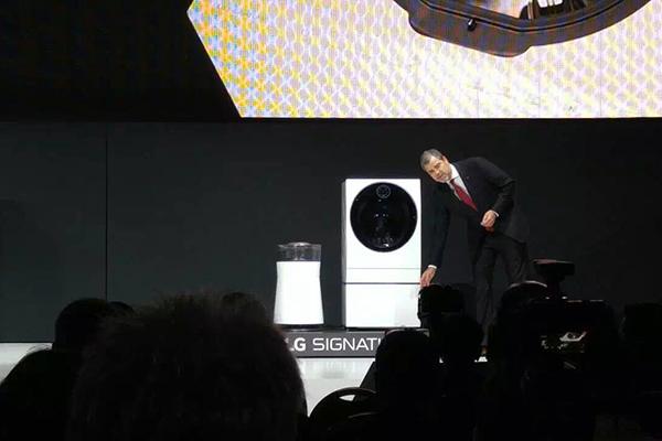 LG发布Signatur系列家电 2.57mm厚电视亮相