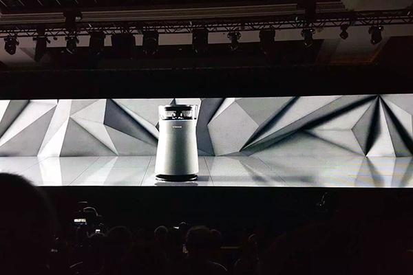 LG发布Signatur系列家电 2.57mm厚电视亮相